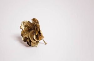 Anstecknadel Nefertiti für den Bräutigam