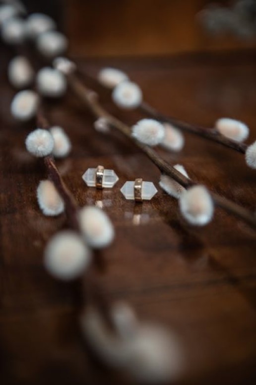 Ohrstecker Lottie in creme/gold - Shopitem