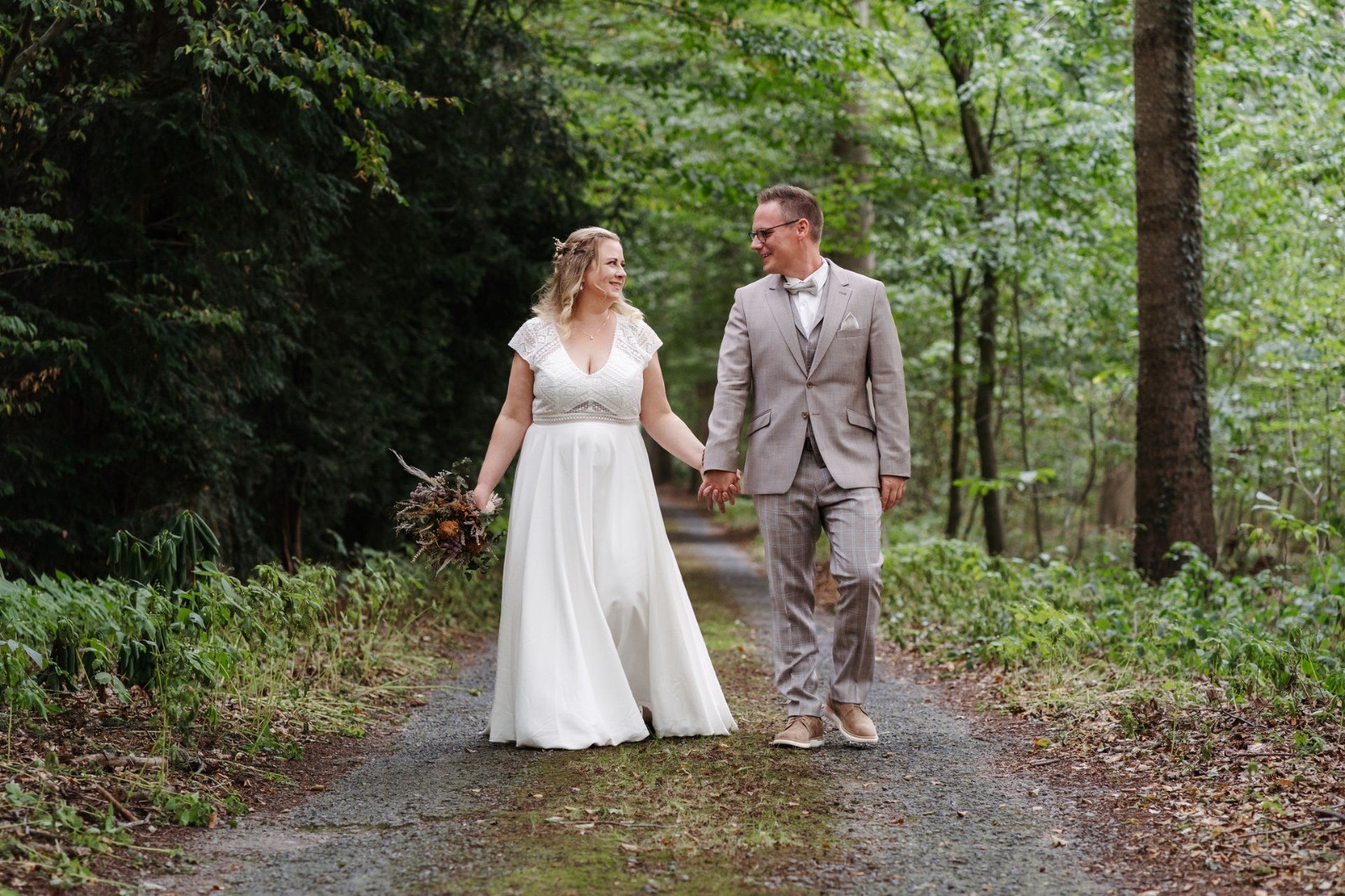 labudebraut.Vanessa Labudebraut realbride realwedding